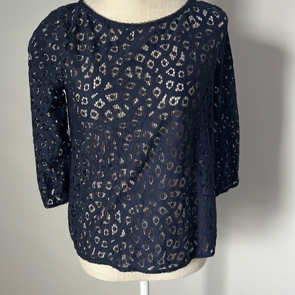 Ann Taylor Loft Navy Lace Blouse Petite XS‎